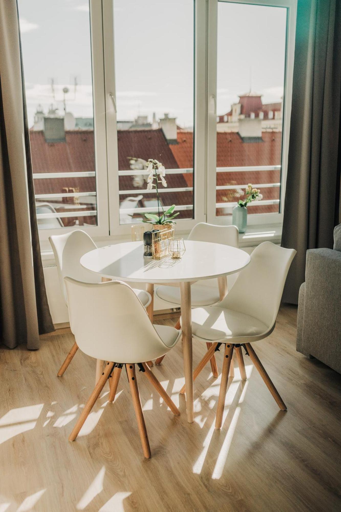 Citybeat Apartments, 400M From The Square Pilsen Exterior foto