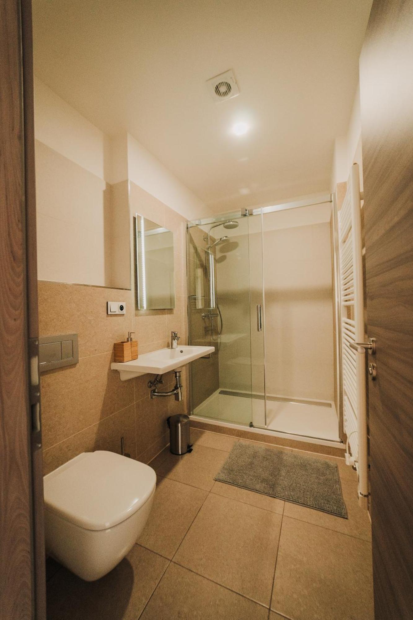 Citybeat Apartments, 400M From The Square Pilsen Exterior foto
