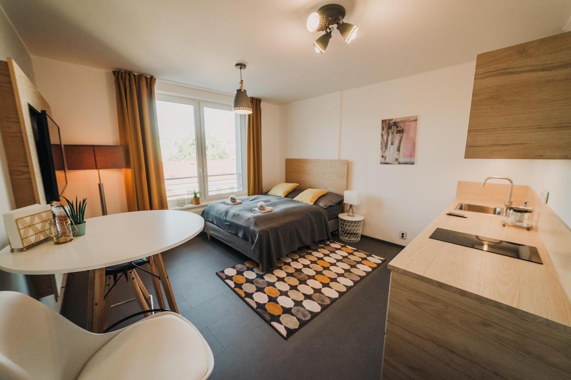 Citybeat Apartments, 400M From The Square Pilsen Exterior foto