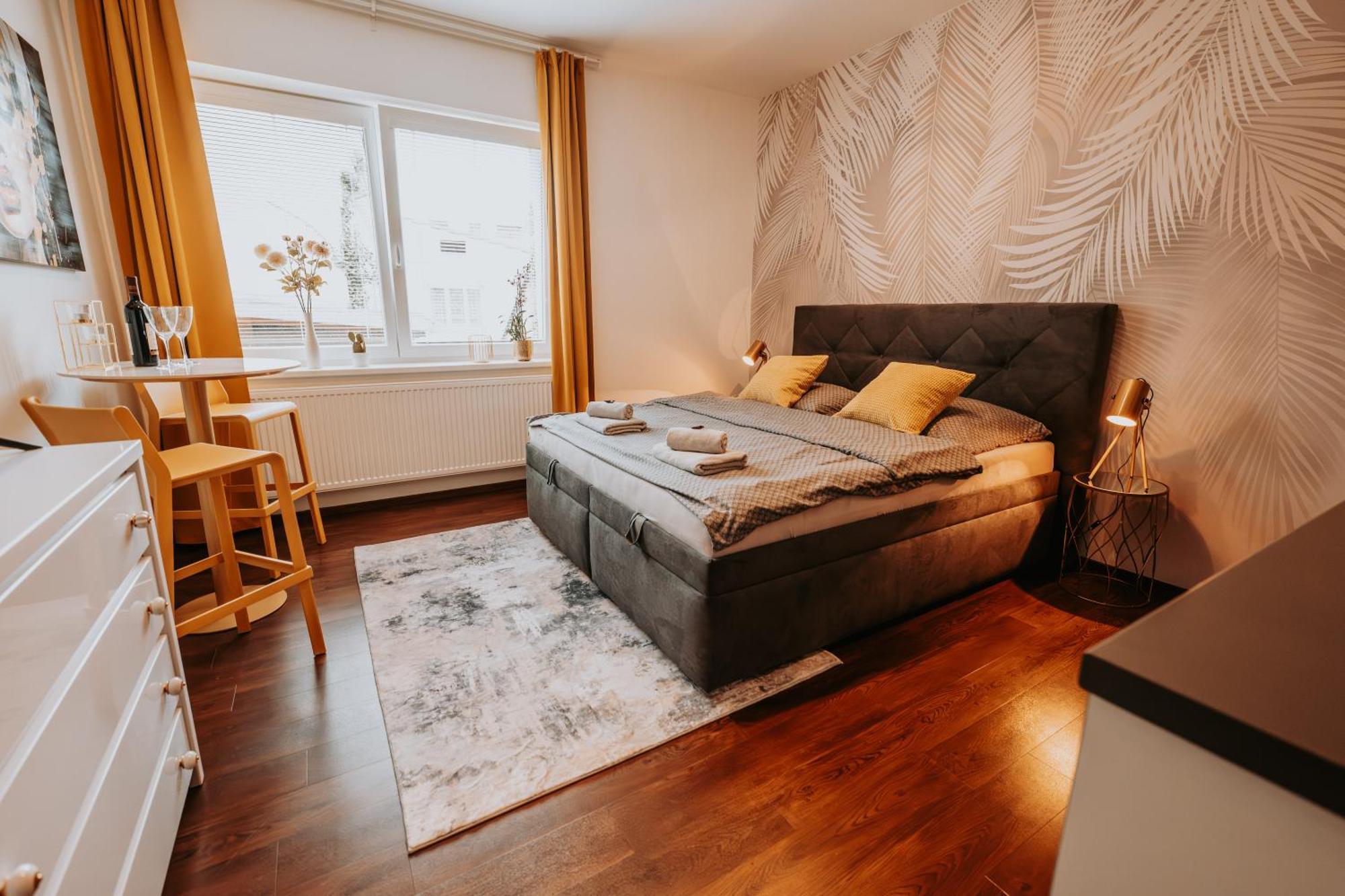 Citybeat Apartments, 400M From The Square Pilsen Exterior foto